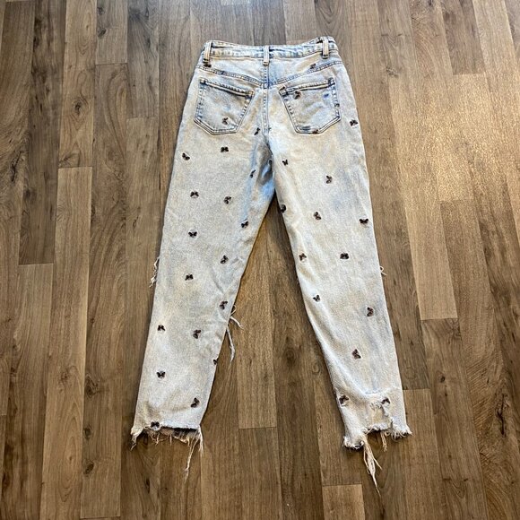 Material Girl Light Wash Butterfly Distressed Jeans Size 3 - Picture 3 of 8